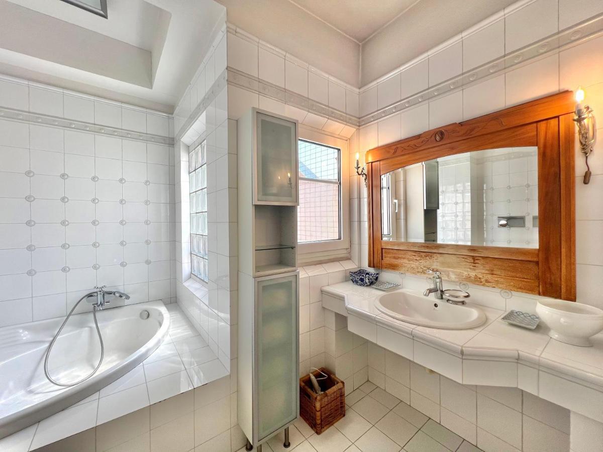 Apartment #lighthouse Grande With Private Pool By Halu!